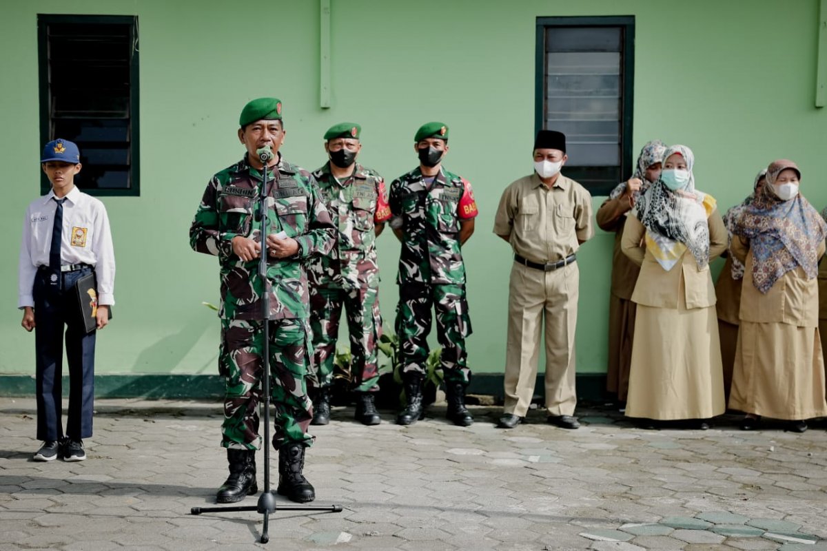 Upacara Senin Pagi Bersama Danramil Kotagede